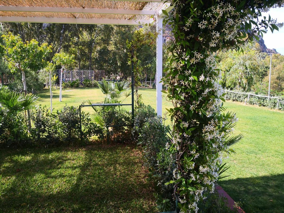 Villa Santa Barbara Cefalu Bagian luar foto